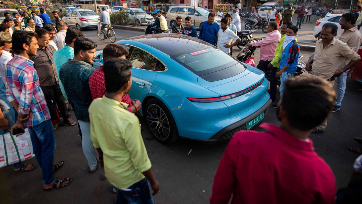 Taycan, Von Mumbai nach Hyderabad, Indien, 2023, Porsche AG