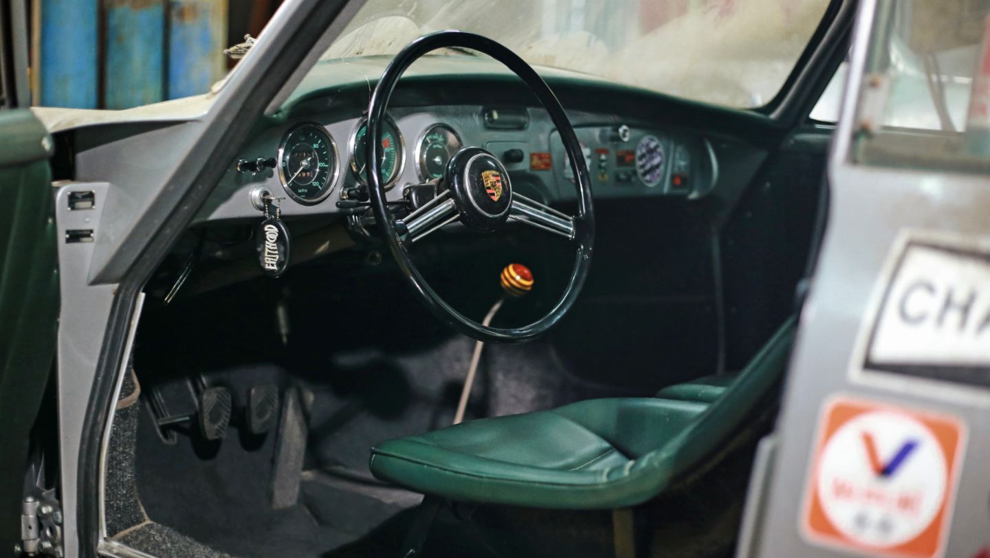 Porsche 356 A, 인도네시아 반둥, 2022, Ardie Pichaus