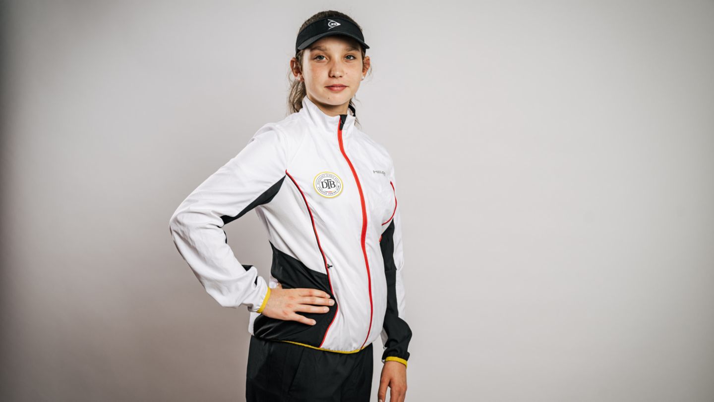 Sonja Zhenikhova, Porsche Junior Team, 2023, Porsche AG