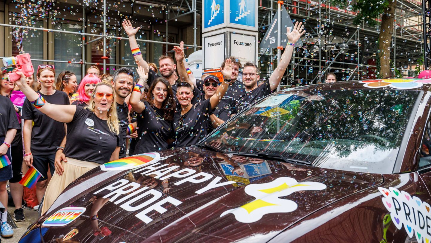 Orga-Team CSD, Christopher Street Day, Stuttgart, 2024, Porsche AG