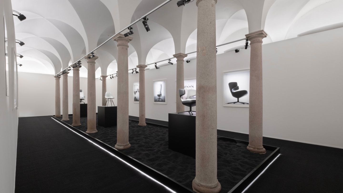 Exposición "The Art of Dreams", Milán, 2024, Porsche AG
