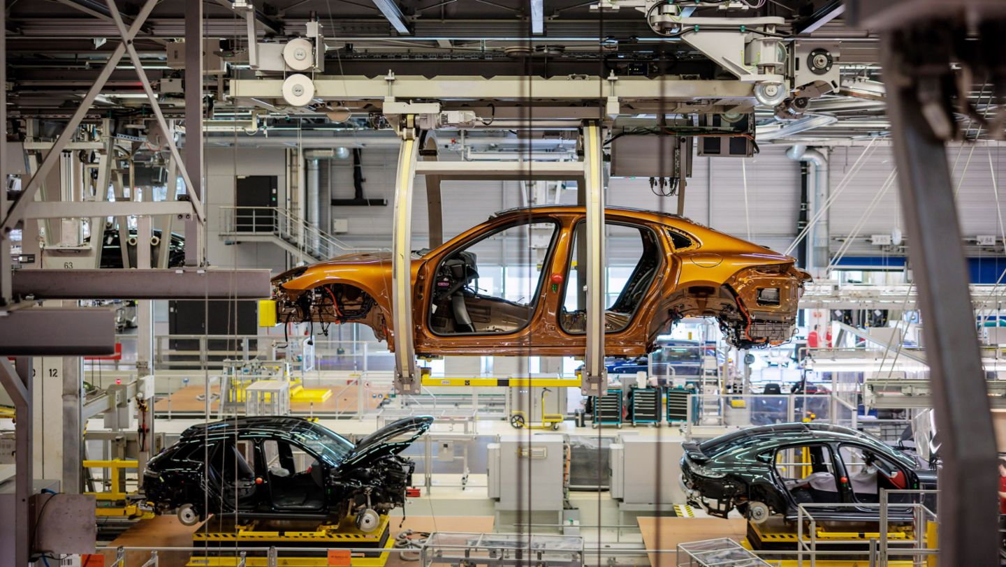 Assembly, Porsche plant Leipzig, 2024, Porsche AG