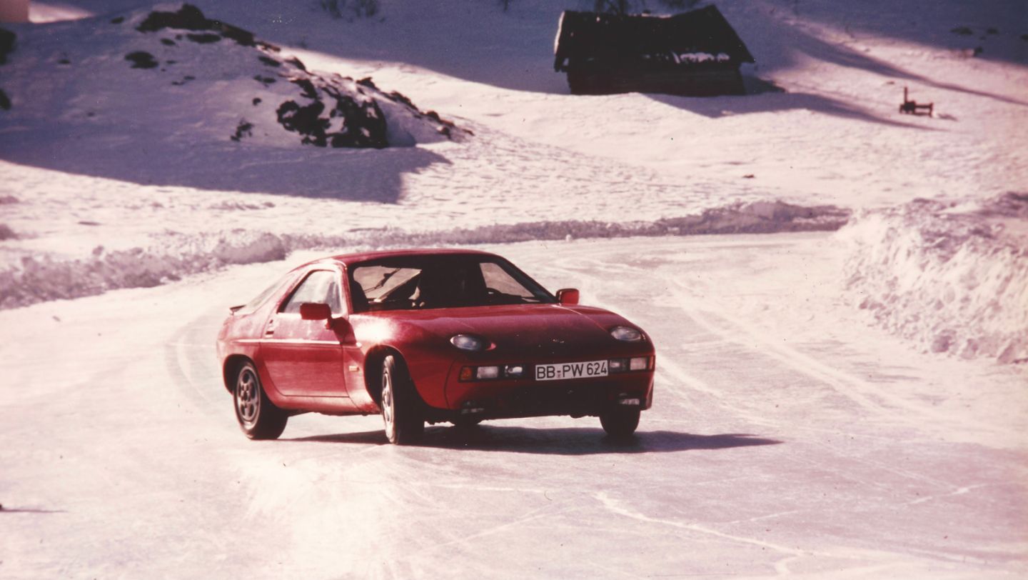 Porsche 928, 1982, Turrach, Austria, 2023, Porsche AG