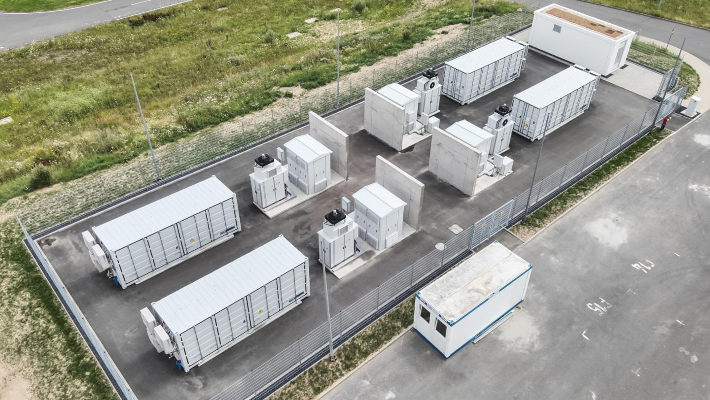 Battery storage system equipped with battery modules from Taycan R&D vehicles, Porsche Leipzig, 2024, Porsche AG