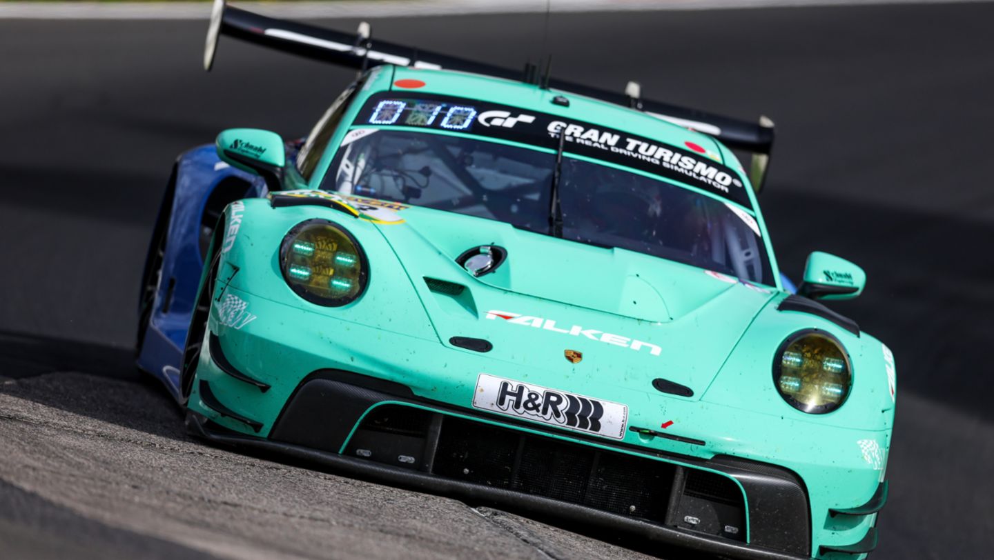 Porsche 911 GT3 R, Falken Motorsports (#33), Julien Andlauer (F), Klaus Bachler (A), Sven Müller (D), Alessio Picariello (B), Nürburgring, 2024, Porsche AG