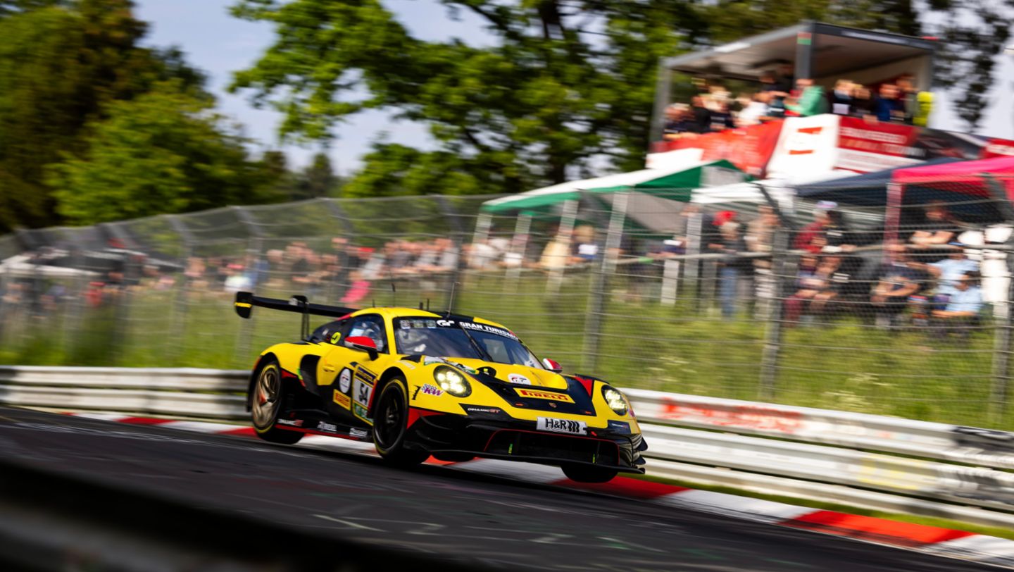 Marco Holzer (D), Marco Seefried (D), Bastian Buus (DK), Marvin Dienst (D), Porsche 911 GT3 R, Dinamic GT (#54), ADAC 24h Nürburgring Qualifiers, 24-hour race, Nürburgring, Germany, 2024, Porsche AG