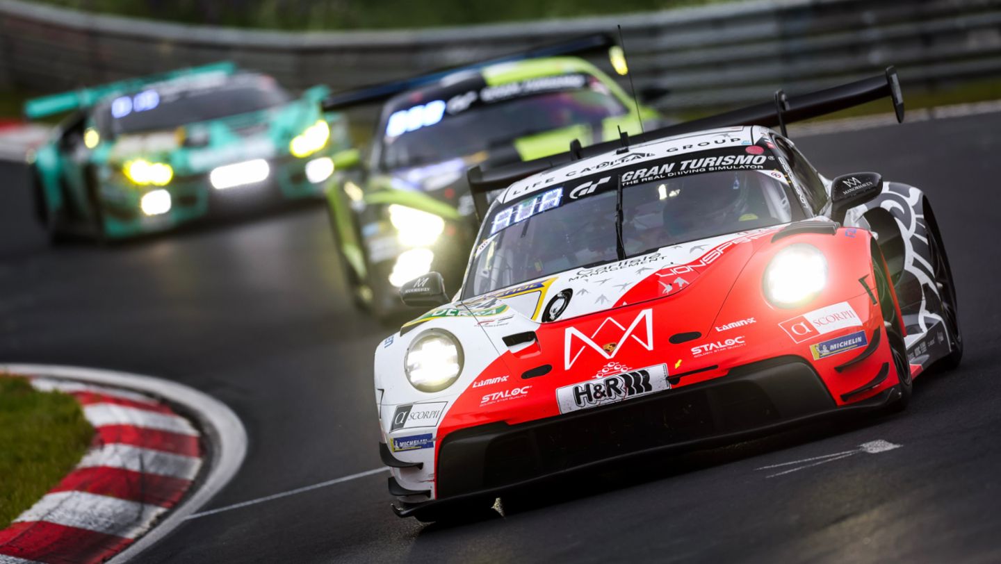 Porsche 911 GT3 R, Lionspeed GP (#24), Antares Au (HKG), Patric Niederhauser (CH), Patrick Kolb (D), Indy Dontje (NL), 24-hour race, Nürburgring, 2024, Porsche AG