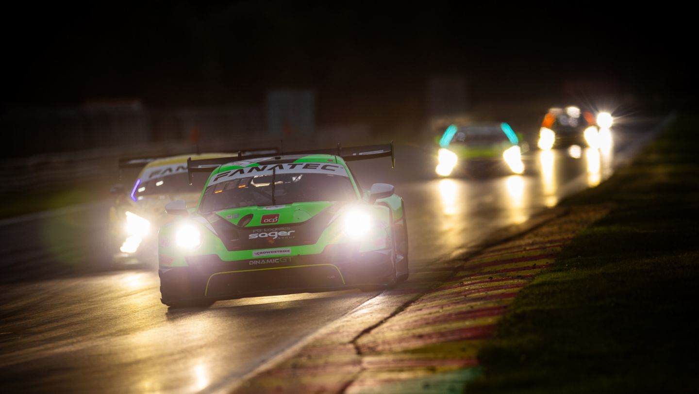 Dinamic GT (#54), Philipp Sager (A), Guilherme Moura de Oliveira (P), Christopher Zöchling (A), Marvin Dienst (D), 911 GT3 R, 24 Hours of Spa-Francorchamps, Qualifying, 2024, Porsche AG