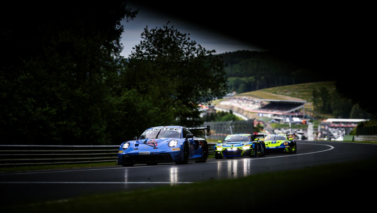 Porsche 911 GT3 R, EBM, Adrian D'Silva, Kerong Li, Earl Bamber, Brendon Leitch, 24h Spa-Francorchamps, Race, Belgium, 2024, Porsche AG