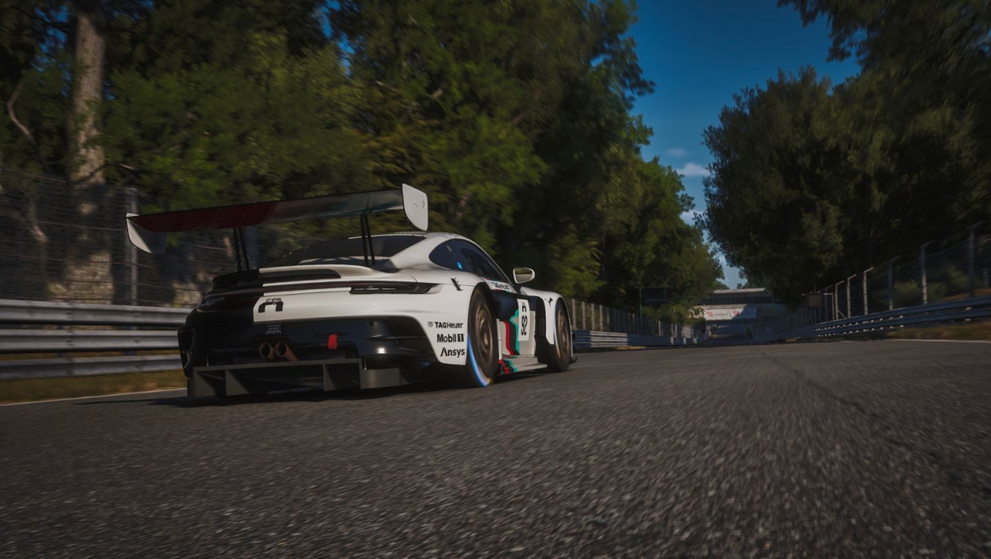 Porsche 911 GT3 R, Charlie Collins (UK), Mitchell deJong (USA), Joshua Rogers (AUS), Dayne Warren (AUS), Esports ESL R1, Monza (ITA), Porsche Coanda Esports Racing Team, 2024, Porsche AG
