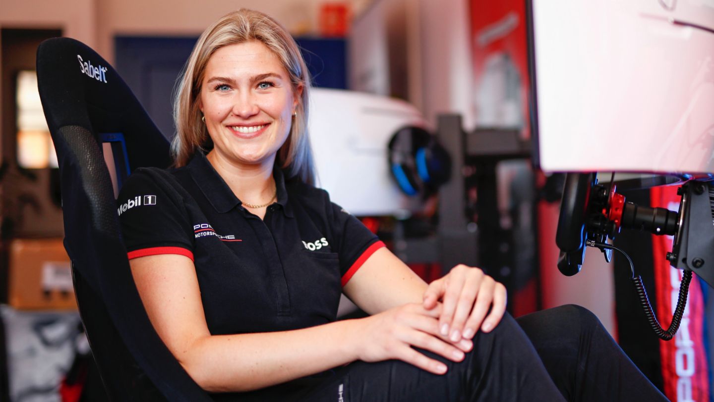 Nina Braack (D), Esports Manager at Porsche Motorsport, Esports ESL R1, Hockenheim, Porsche Coanda Esports Racing Team, 2024, Porsche AG