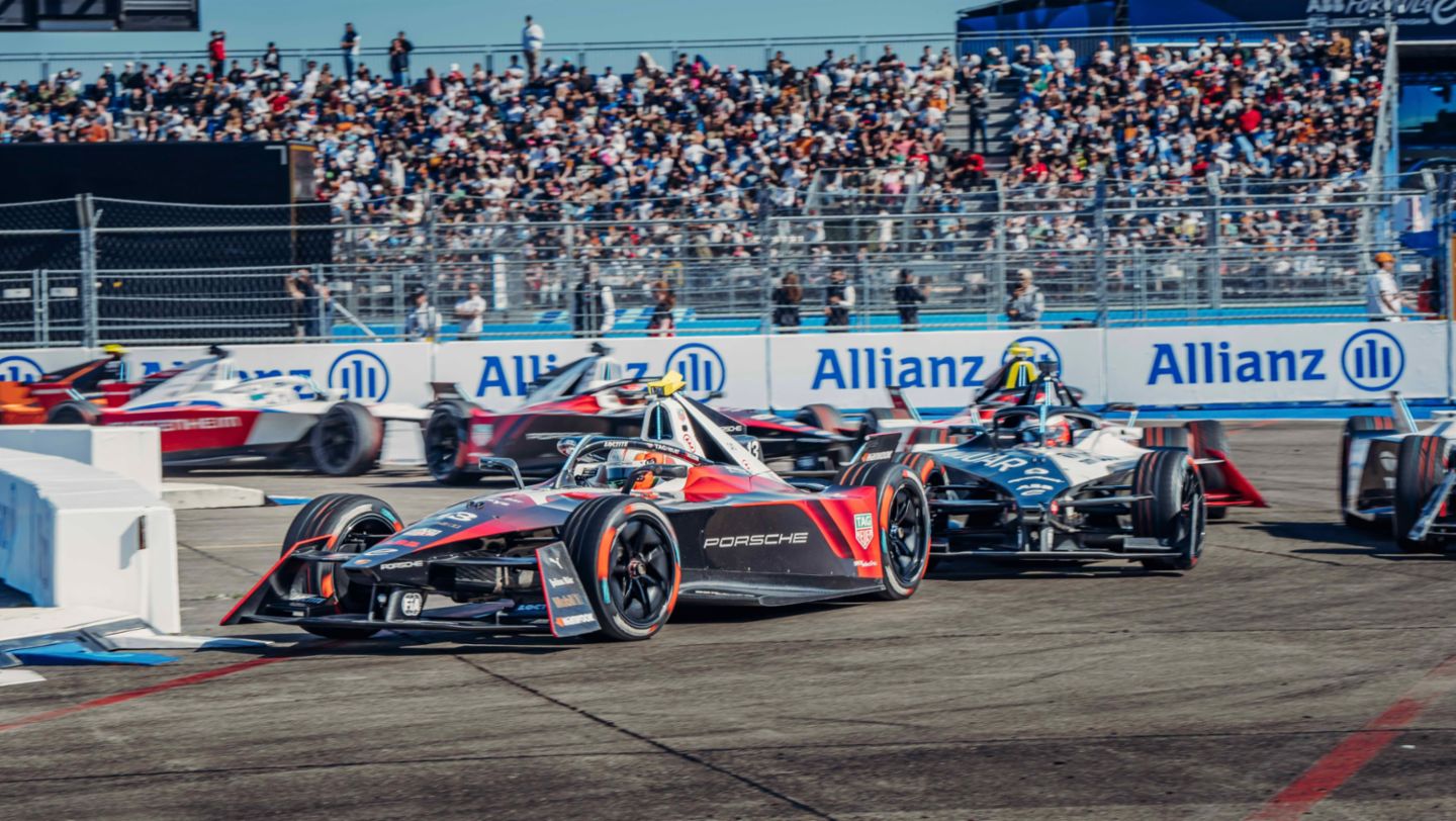 Porsche 99X Electric (#13), António Félix da Costa, TAG Heuer Porsche Formel-E-Team, Formel E, London, Großbritannien, 2024, Porsche AG