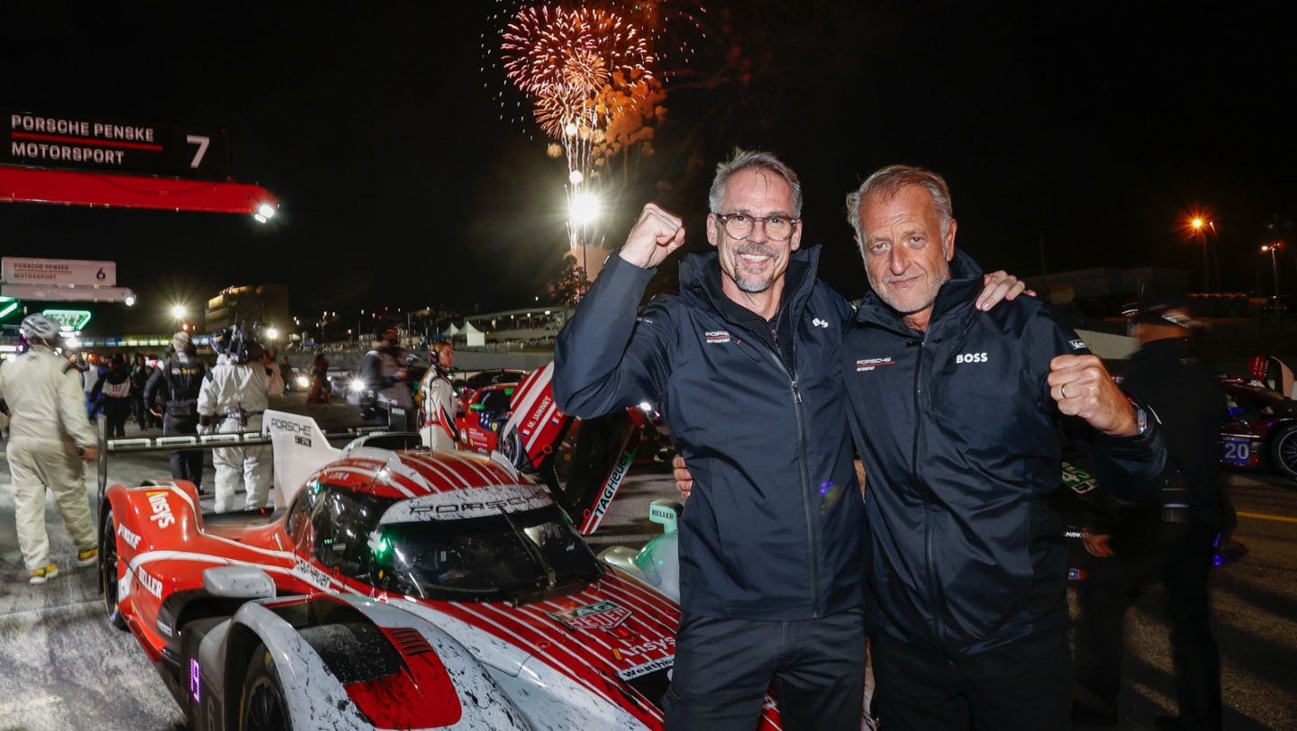 Thomas Laudenbach (Leiter Porsche Motorsport), Detlev von Platen (Vorstand Vertrieb und Marketing Porsche AG) (l-r), IMSA WeatherTech SportsCar Championship, Rennen 11, Braselton (USA), 2024, Porsche AG