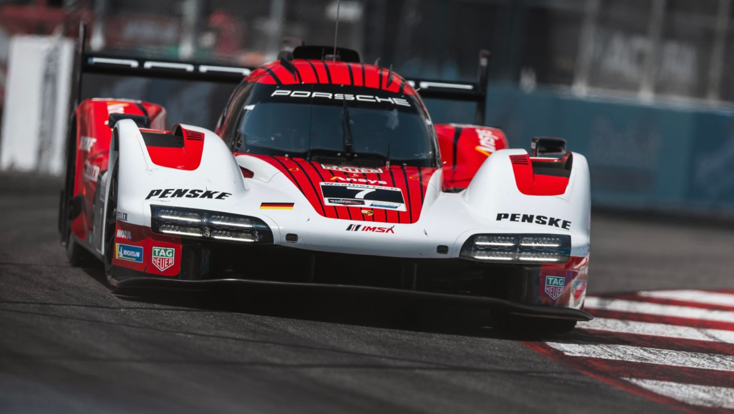 Dane Cameron (USA), Felipe Nasr (BR), Porsche 963 (#7), Porsche Penske Motorsport, IMSA, 2024, Porsche AG