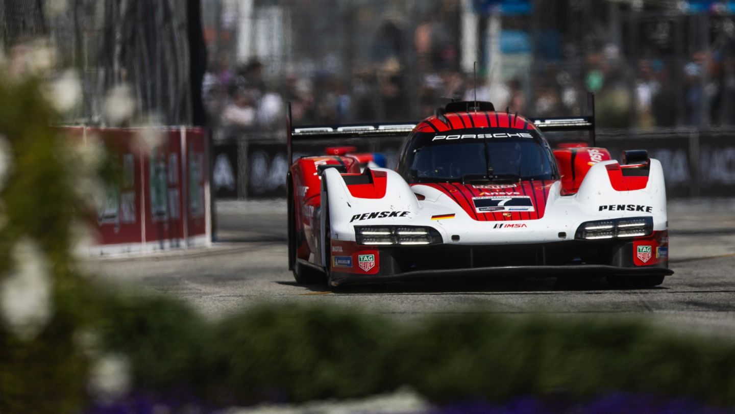 Dane Cameron (USA), Felipe Nasr (BR), Porsche 963 (#7), Porsche Penske Motorsport, IMSA, 2024, Porsche AG