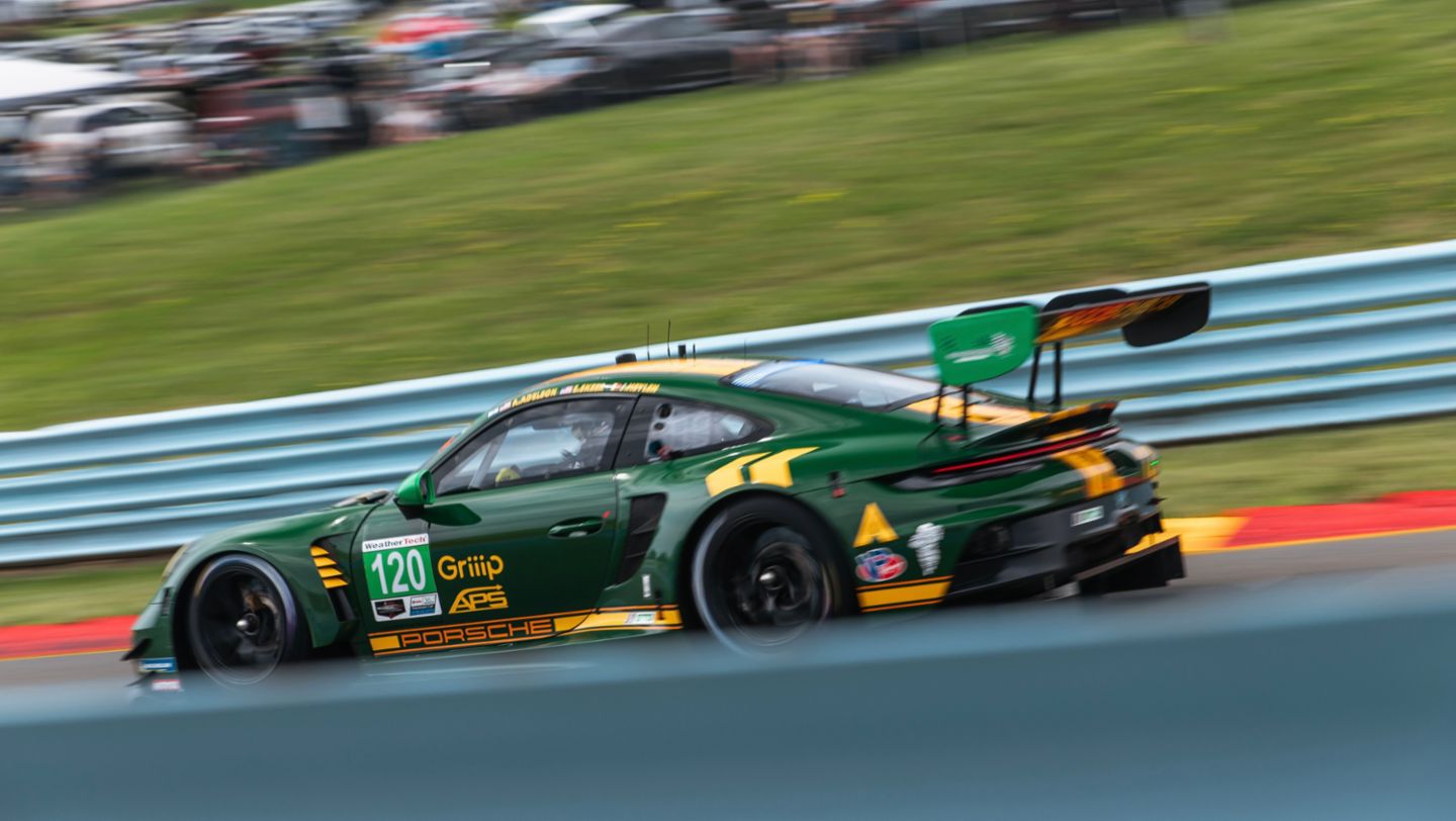 Porsche 911 GT3 R, Wright Motorsports (#120), Adam Adelson (USA), Elliott Skeer (USA), Road America, USA, 2024, Porsche AG