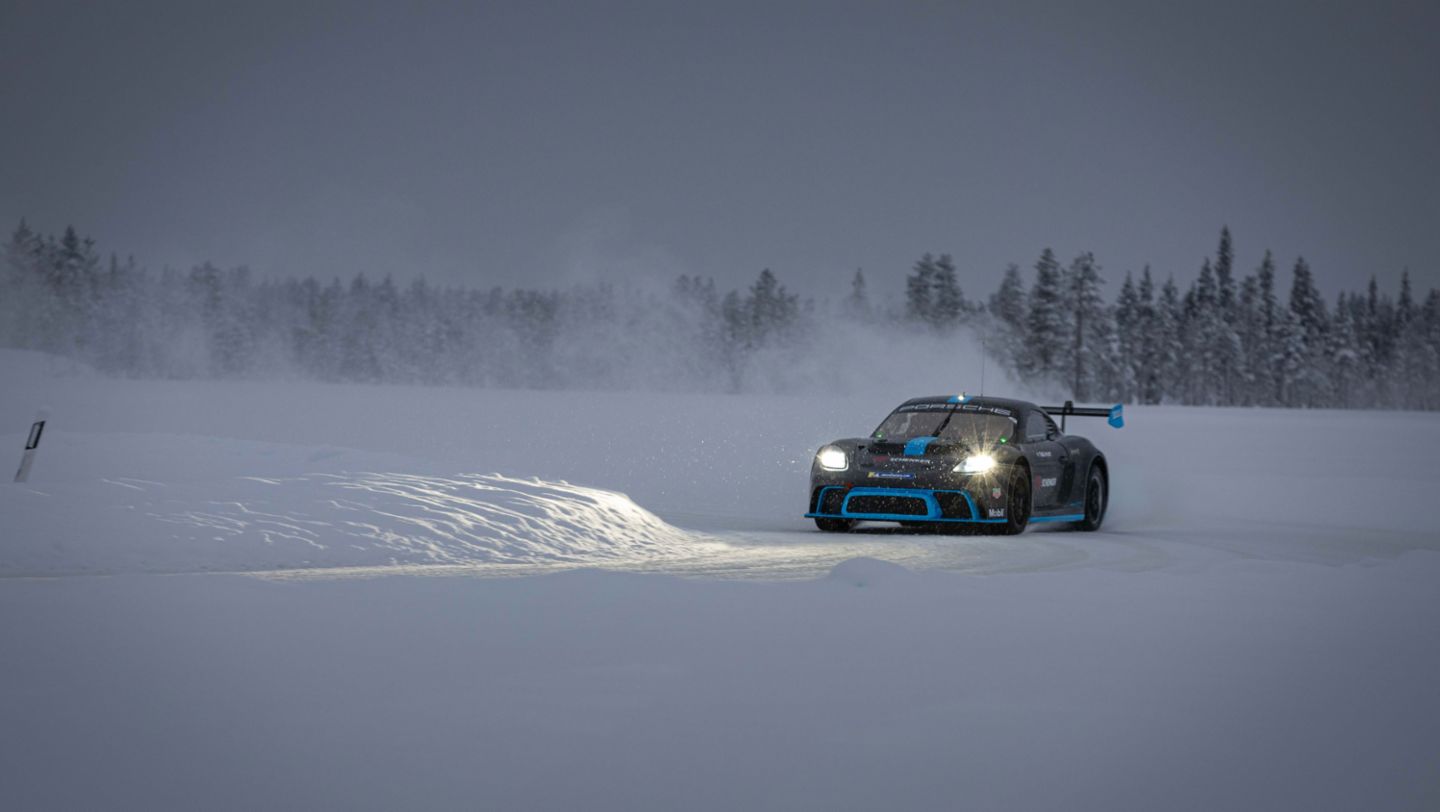 GT4 e-Performance, Porsche Ice Experience, Levi, Finnland, 2024, Porsche AG