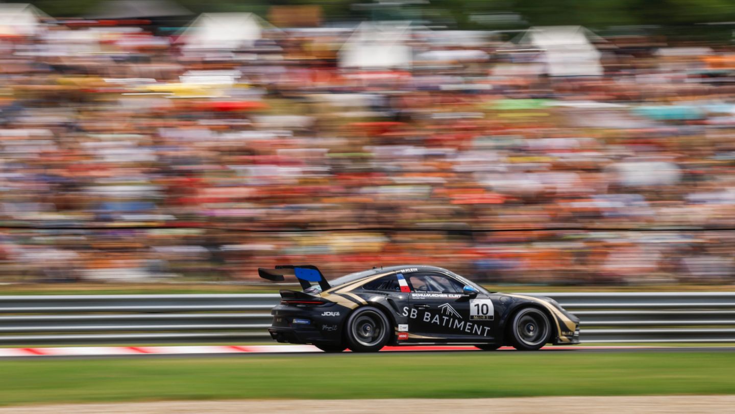 Porsche 911 GT3 Cup, Schumacher CLRT (#10), Marvin Klein (F), Porsche Mobil 1 Supercup, 2024, Porsche AG