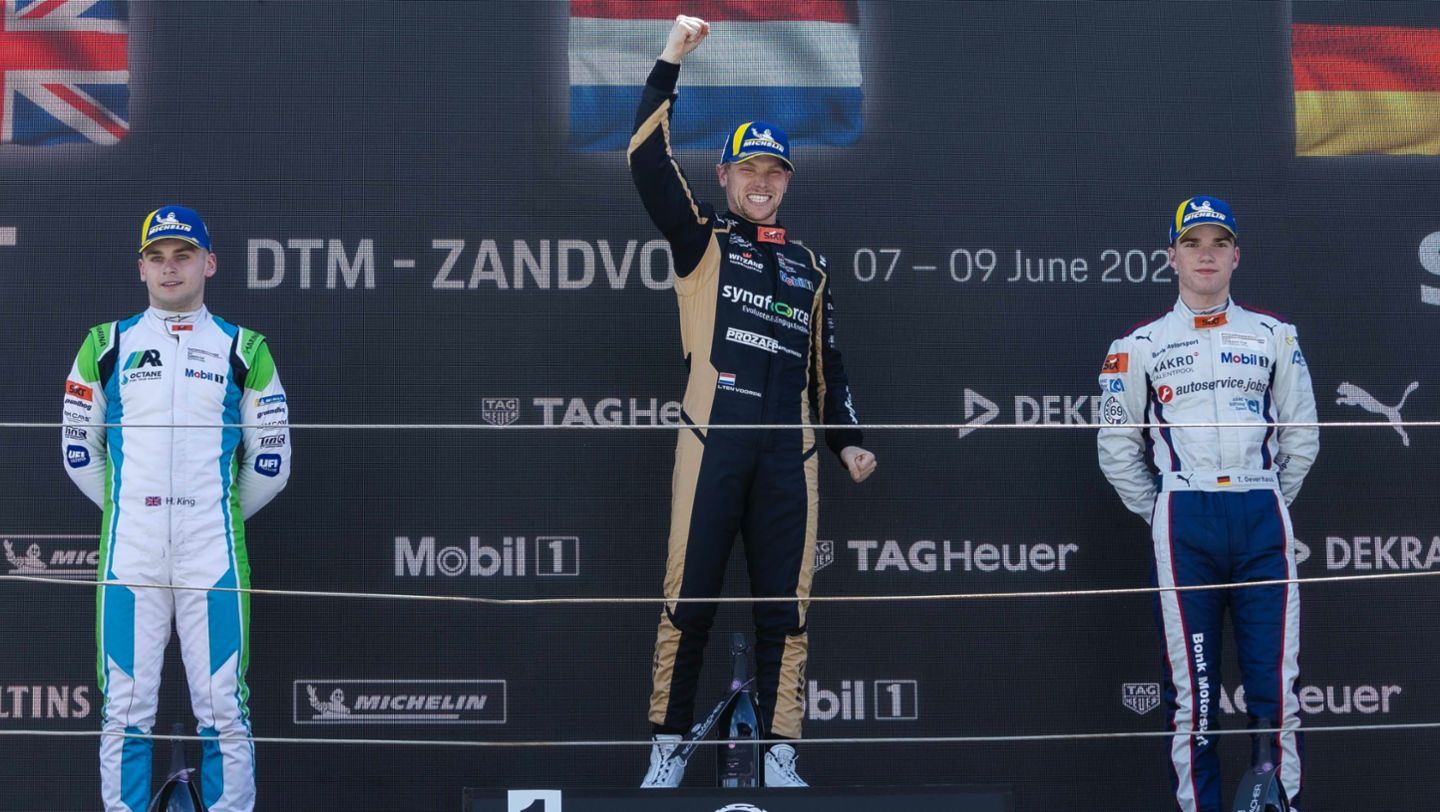 Harry King (UK), Allied-Racing (#19), Larry ten Voorde (NL), Proton Huber Competition (#1), Theo Oeverhaus (D), Bonk Motorsport (#34), Porsche Sixt Carrera Cup, Zandvoort, Niederlande, 2024, Porsche AG