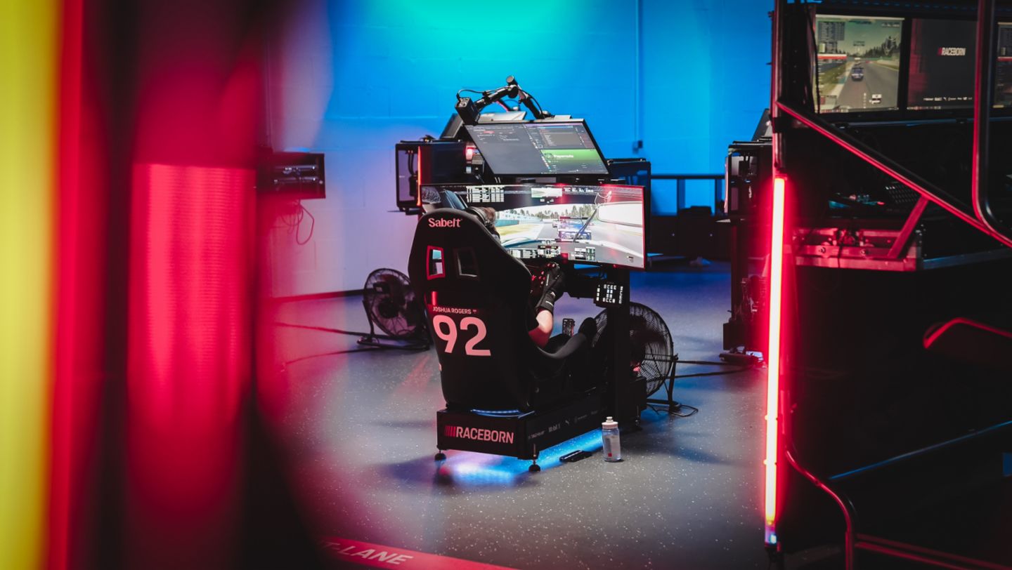 Esports Hub Gronau, 2024, Porsche AG 