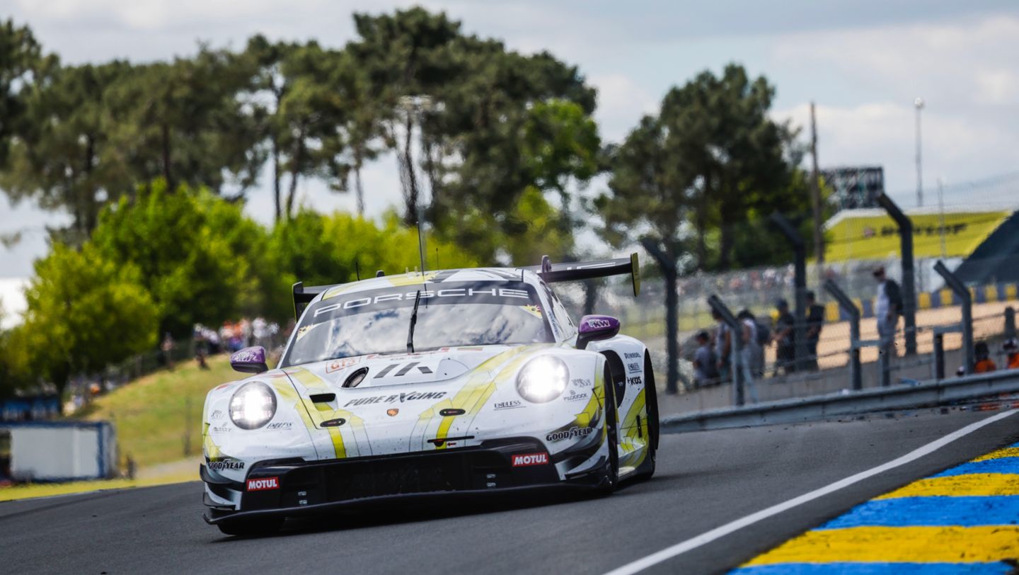 Porsche 911 GT3 R, Manthey Pure Rxcing (nº 92), Alex Malykhin (GB), Joel Sturm (ALE), Klaus Bachler (Austria), Hyperpole, 24 Horas de Le Mans, Campeonato del Mundo de Resistencia FIA (WEC), 2024, Porsche AG