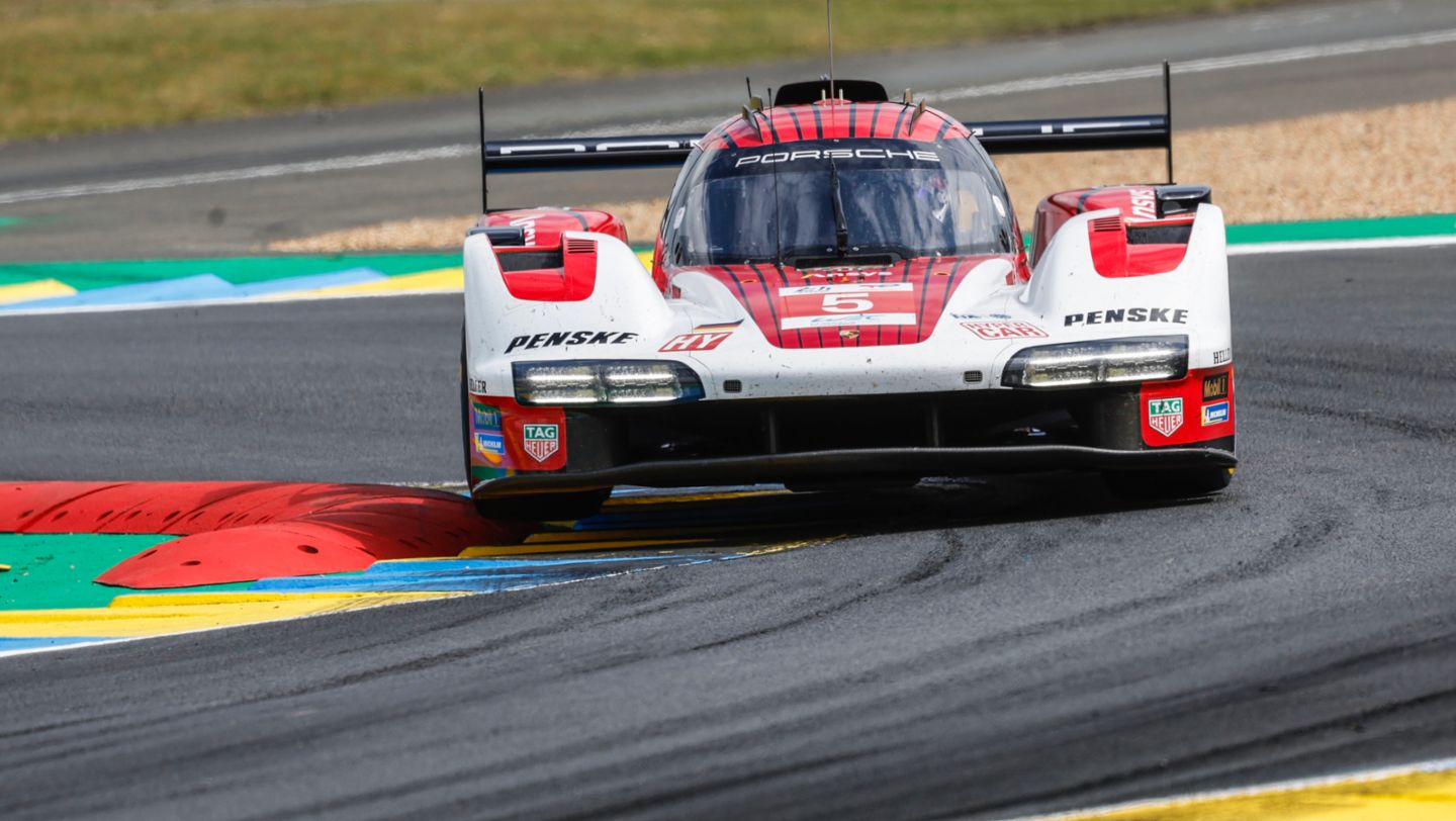 Porsche 963, Porsche Penske Motorsport (nº 5), Matt Campbell (Australia), Michael Christensen (DIN), Frédéric Makowiecki (FRA), calificación, 24 Horas de Le Mans, Campeonato del Mundo de Resistencia FIA (WEC), 2024, Porsche AG