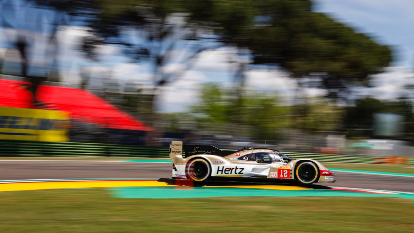 Will Stevens (UK), Callum Ilott (UK), Norman Nato (F), Porsche 963, Herz Team Jota (#12), Qatar/Doha, 2024, Porsche AG