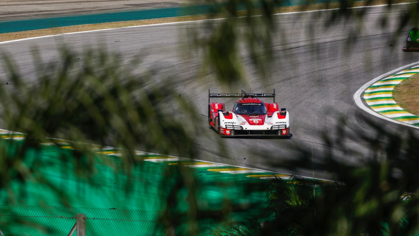  Matt Campbell (AUS), Michael Christensen (DK), Frederic Makowiecki (F), Porsche 963, Porsche Penske Motorsport (#5), 2024, Porsche AG