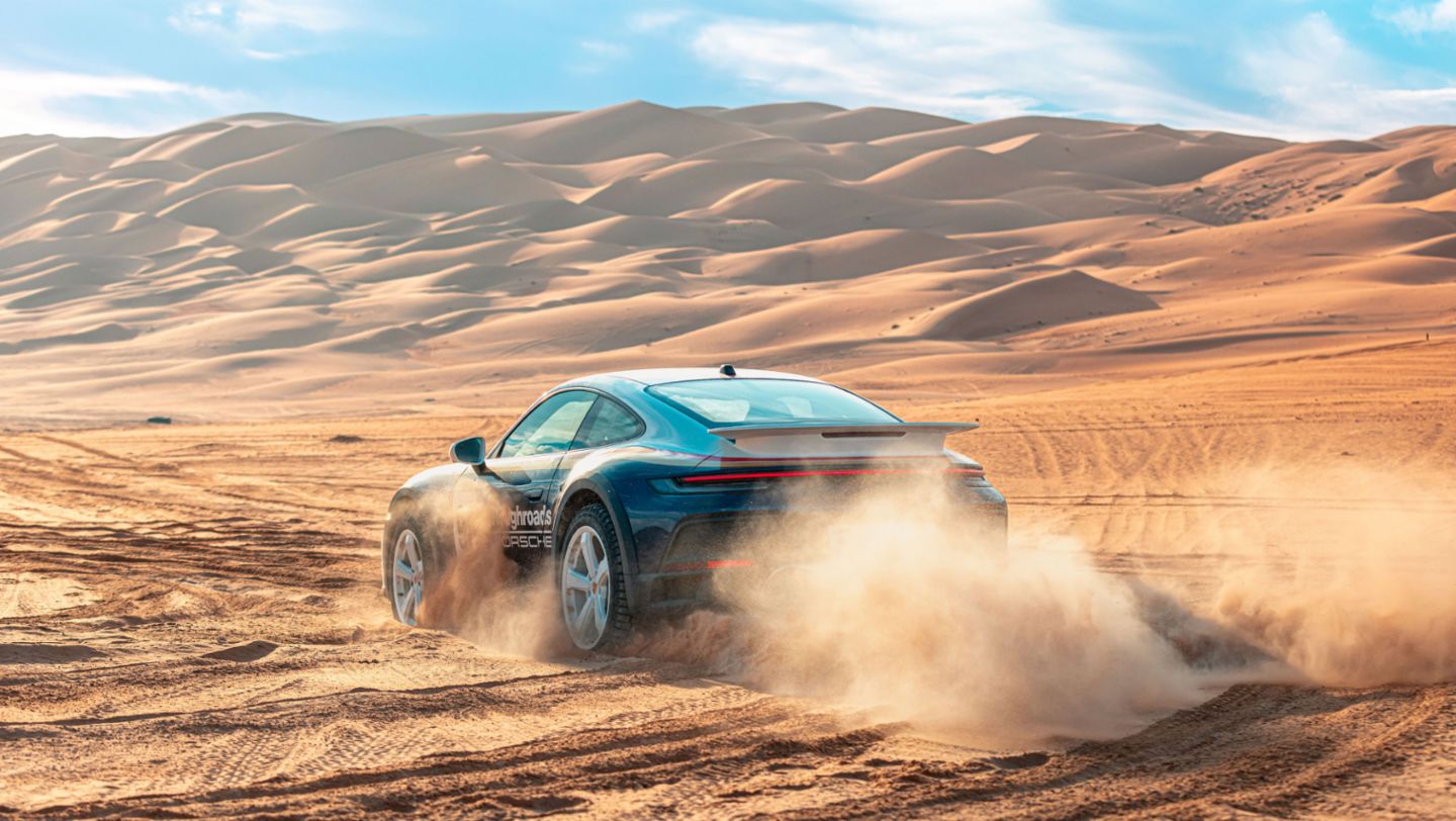 Amna Al Qubaisi, Porsche 911 Dakar, 2024, Porsche AG