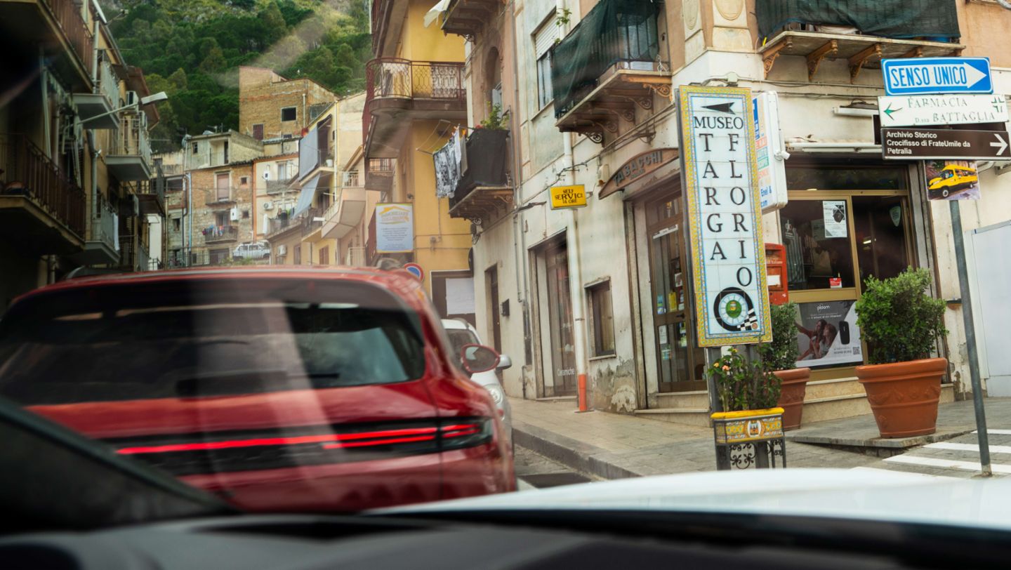 Cayenne GTS, Sizilien, 2024, Porsche AG