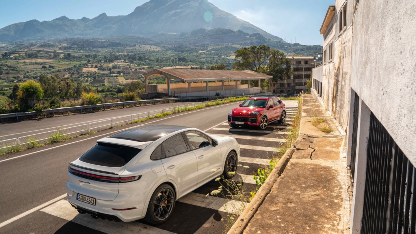 Cayenne GTS Coupé, Cayenne GTS, Sizilien, 2024, Porsche AG