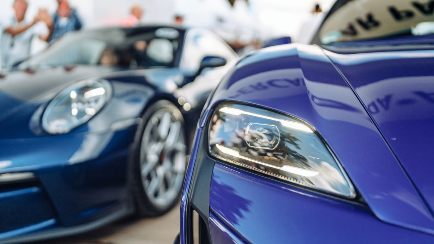 911 S/T, Taycan Turbo GT with Weissach package, Goodwood Festival, 2024, Porsche AG