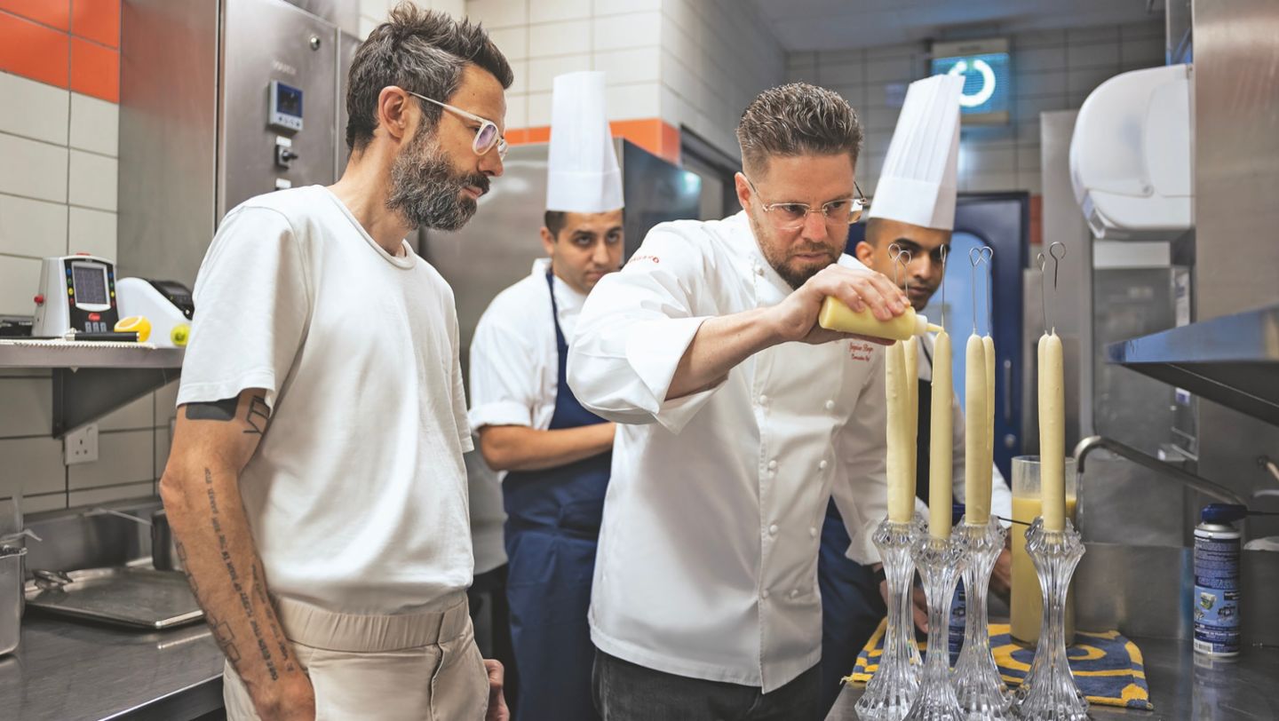 Grégoire Berger, chef del restaurante submarino Ossiano, hotel Atlantis The Palm, Palm Jumeirah, Emiratos Árabes Unidos, 2024, Porsche AG