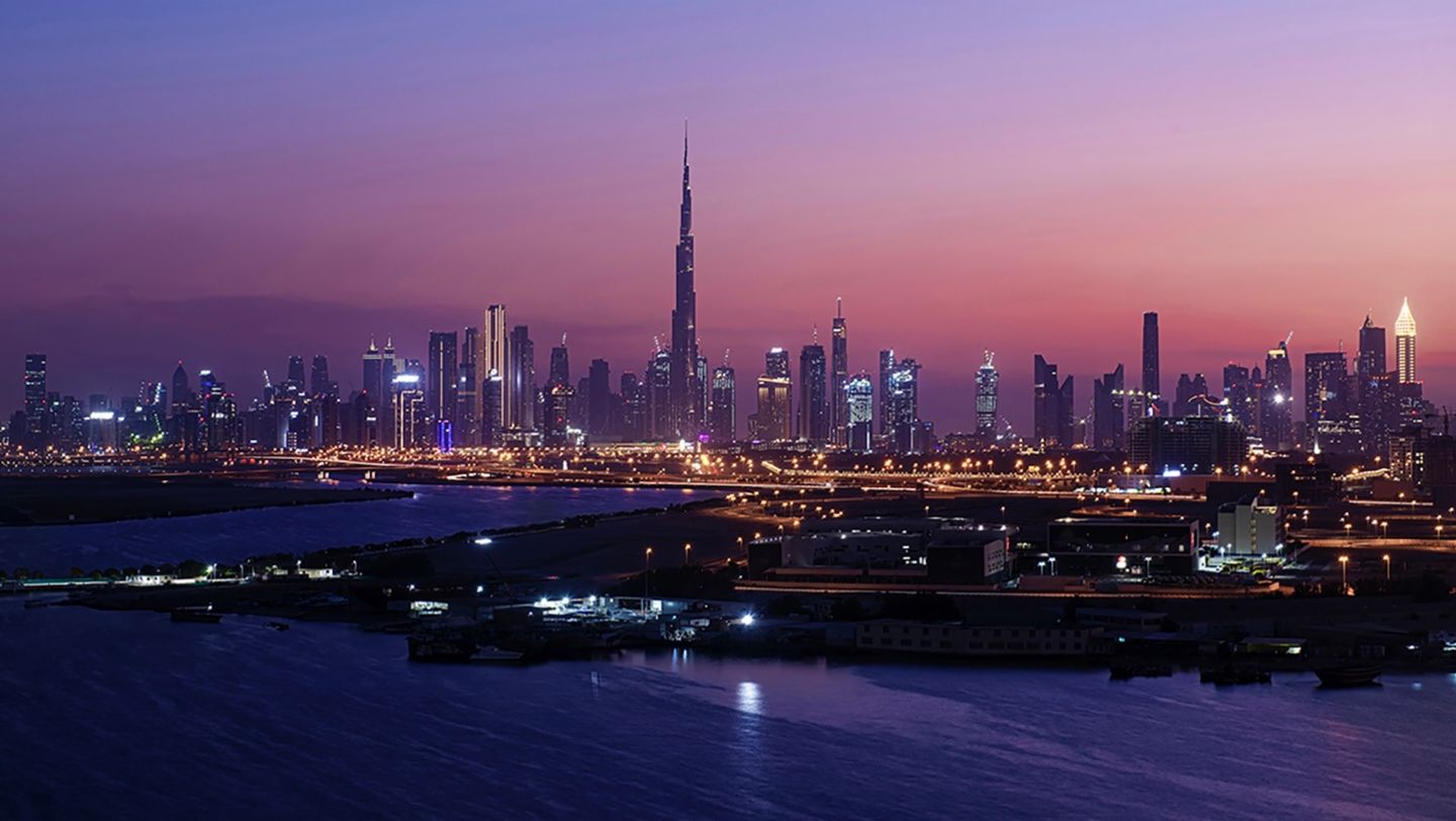 Ciudad de Dubái, Emiratos Árabes Unidos, 2024, Porsche AG