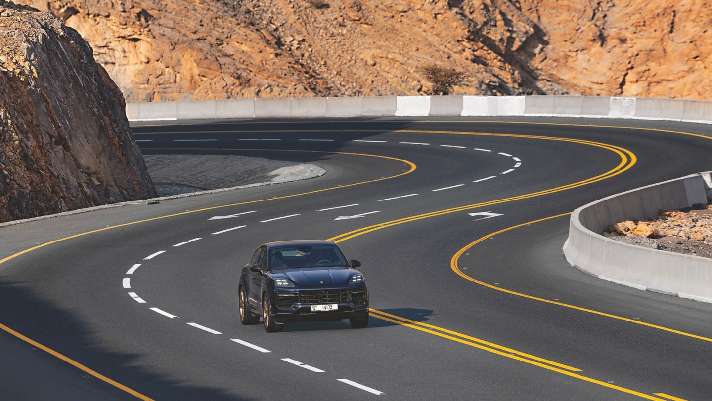 Cayenne S Coupé, Jebel Jais, Emiratos Árabes Unidos, 2024, Porsche AG