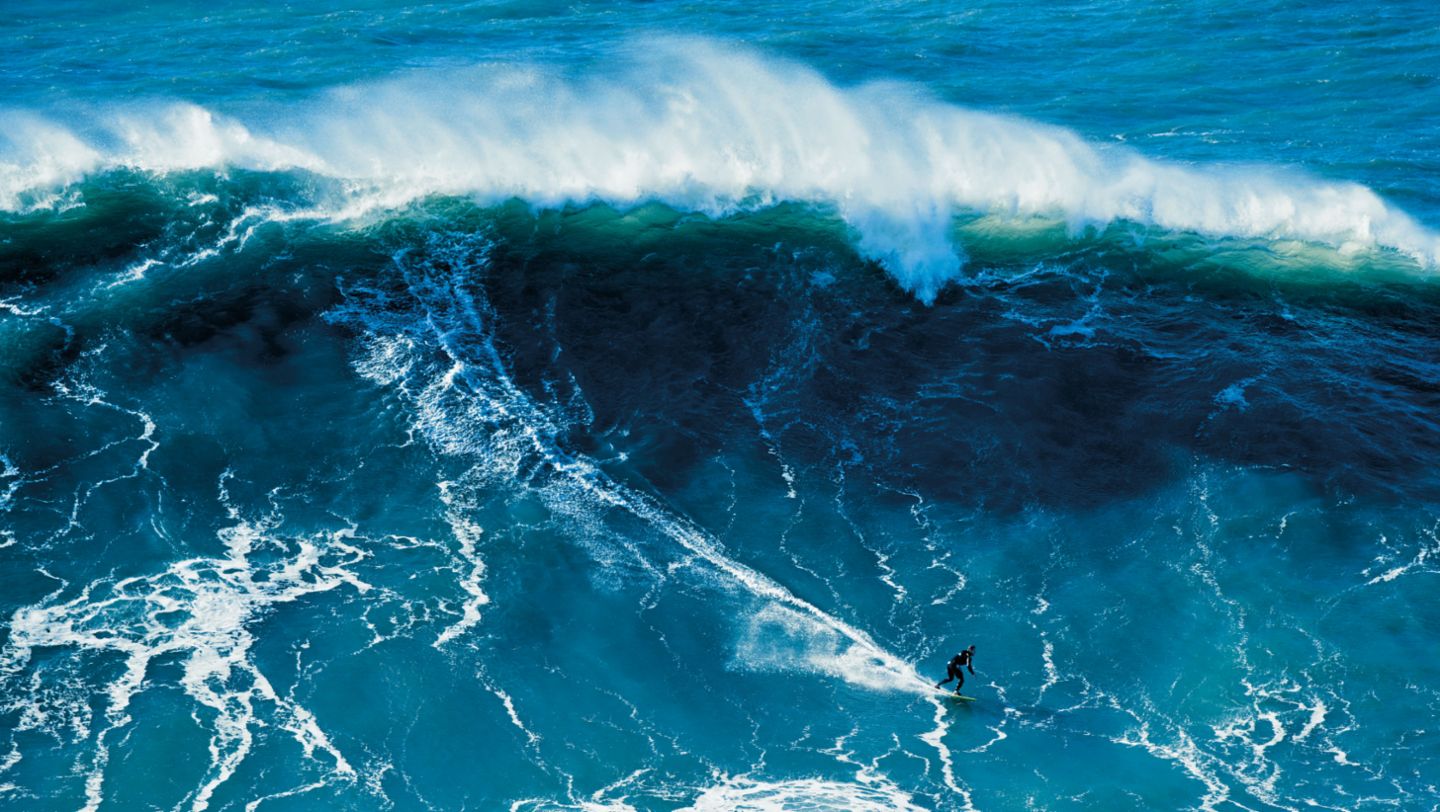 Sebastian Steudtner, Nazaré, Portugal, 2024, Porsche AG