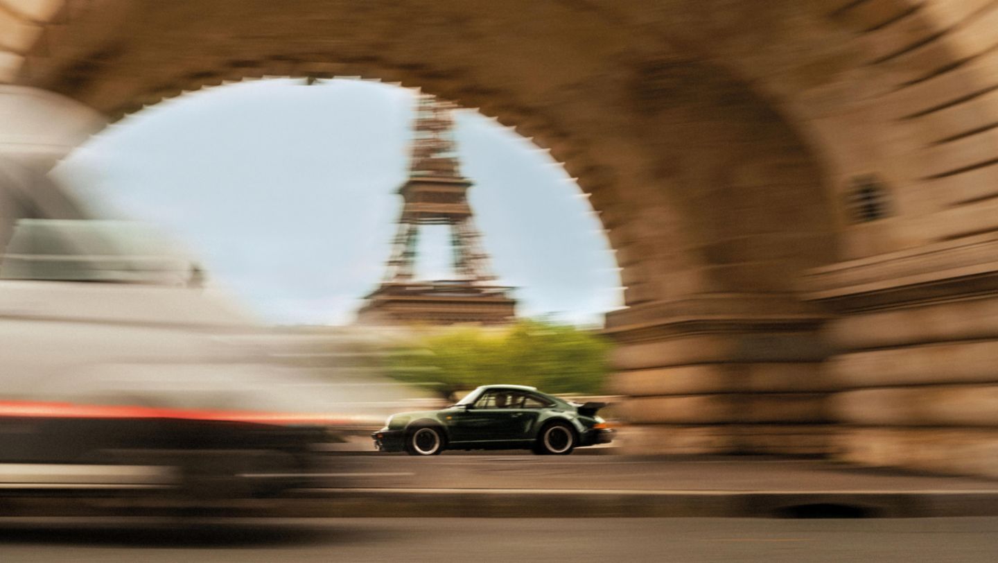 Porsche 911 Turbo 3.3 (930), Paris, 2024, Porsche AG