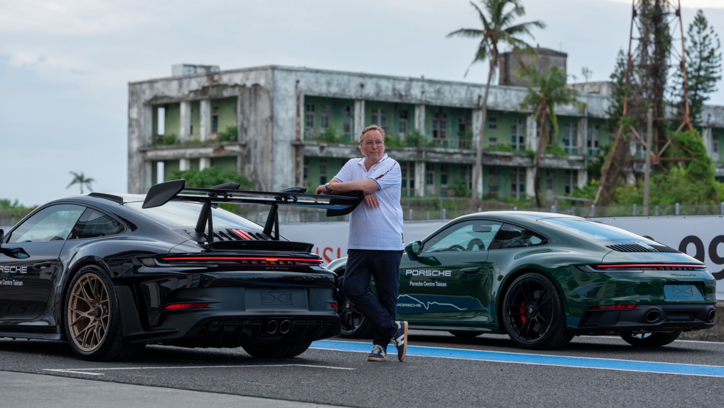 911 GT3 RS, 911 Carrera GTS (992), Thomas Bühner, Taiwan, 2024, Porsche AG