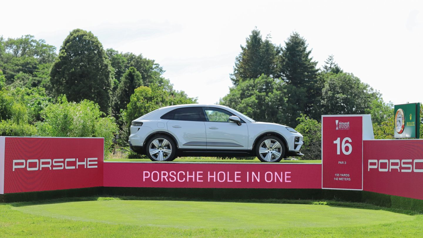 Macan Turbo Electric, The Amundi Evian Championship 2024, Évian-les-Bains, Frankreich, 2024, Porsche AG