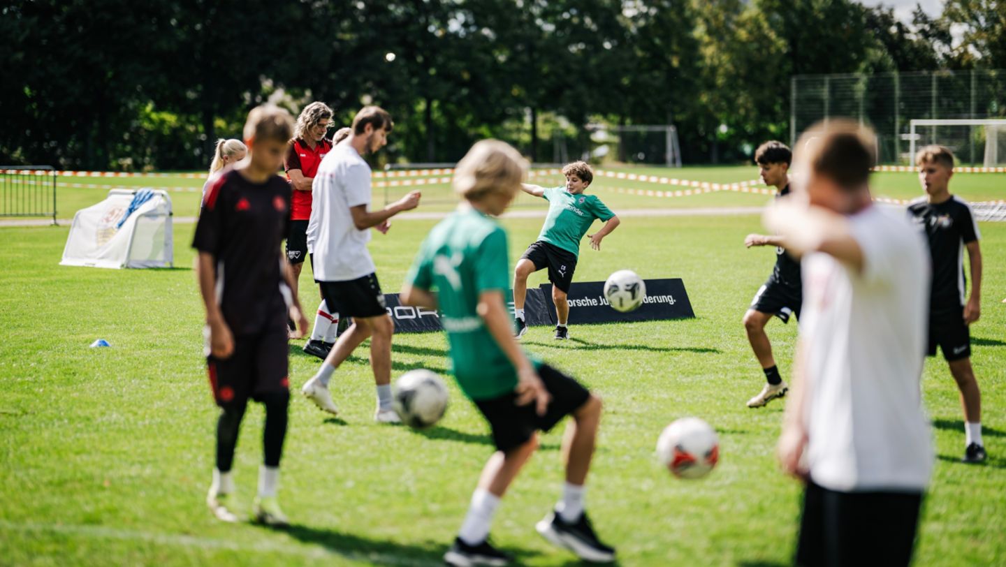 Copa Porsche de Fútbol, 2024, Porsche AG