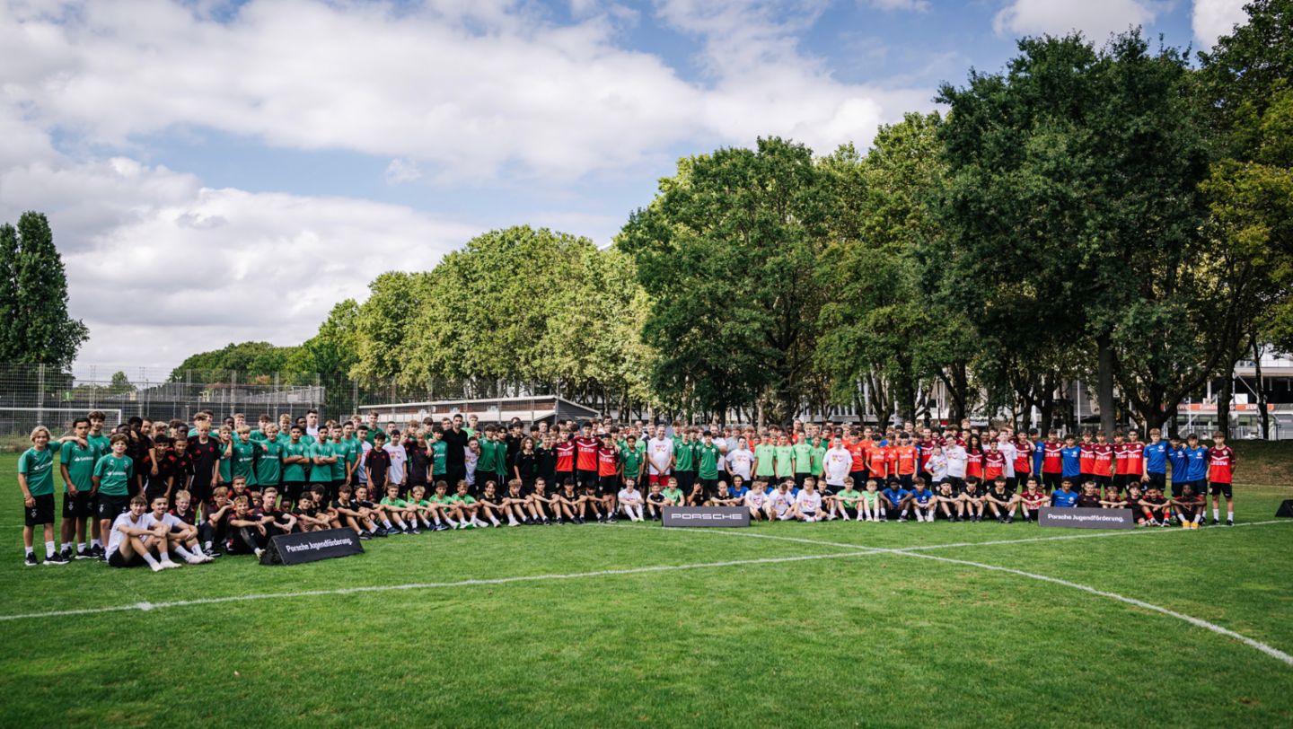 Copa Porsche de Fútbol, 2024, Porsche AG