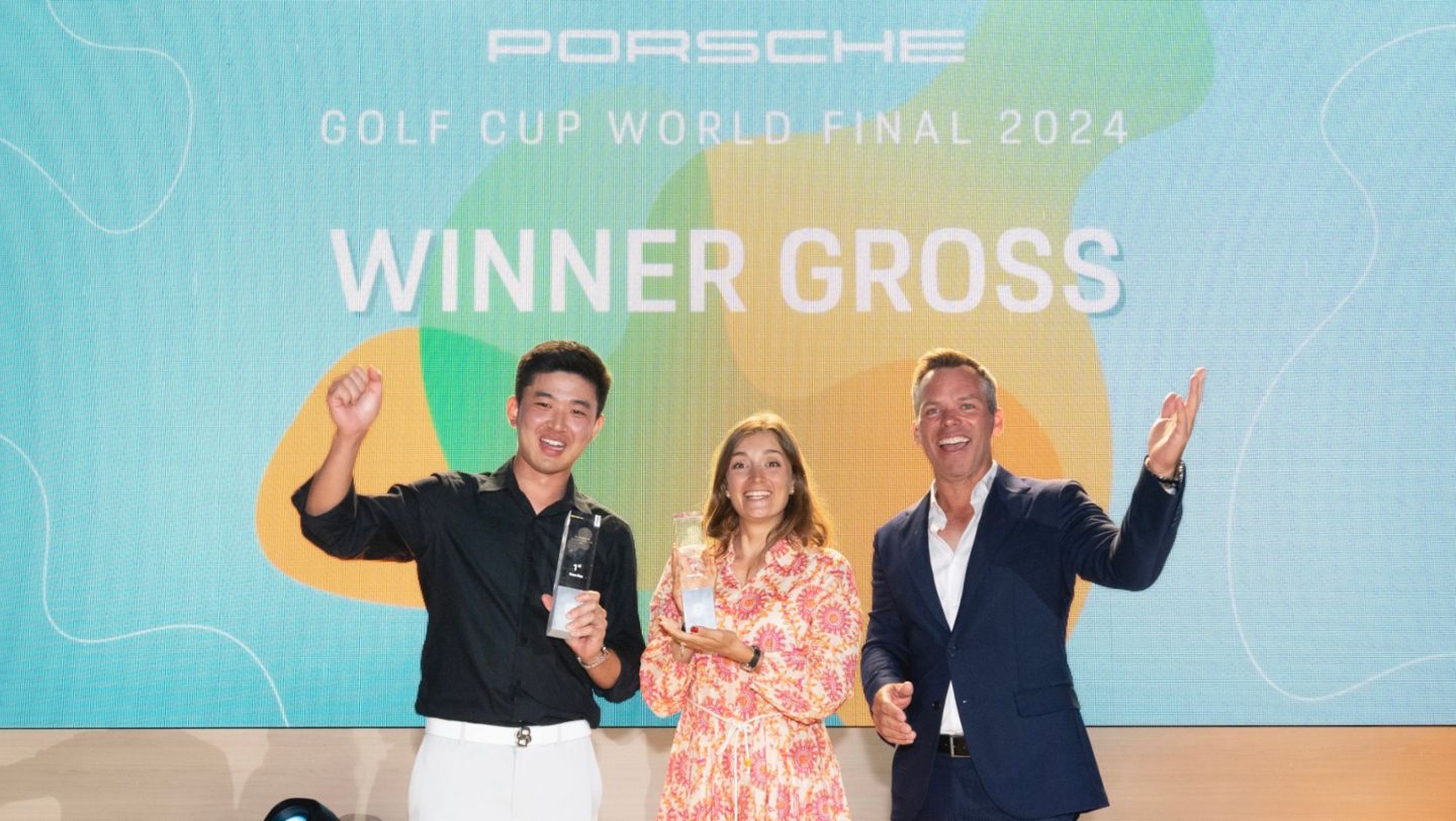 Gross winners: Jaehyung Chun, Claire Pitout, Paul Casey (l-r), Porsche Golf Cup World Final, Club de Golf Alcanada, Mallorca, Spain, 2024, Porsche AG