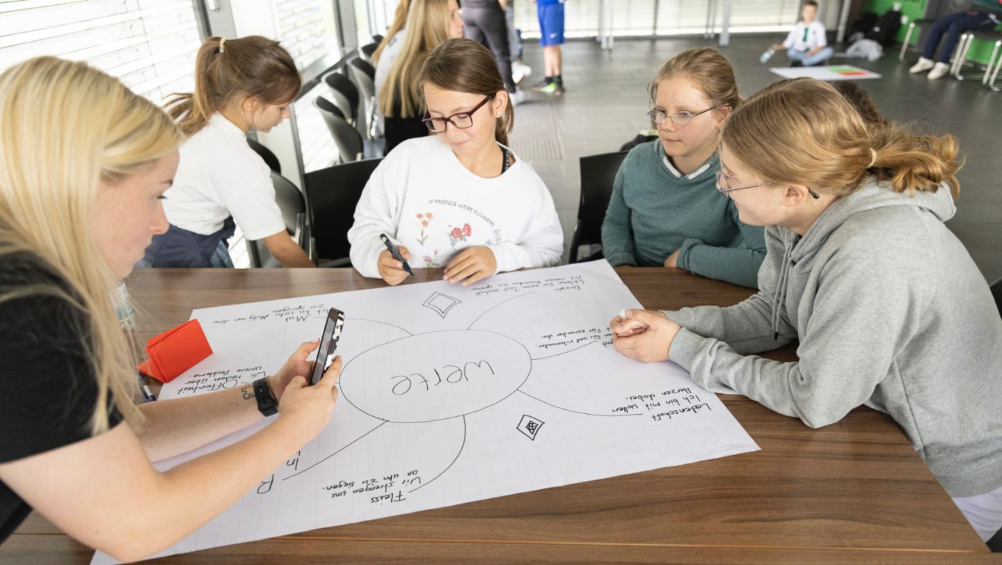 Kids Day bei Borussia Mönchengladbach, Mönchengladbach, 2024, Porsche AG
