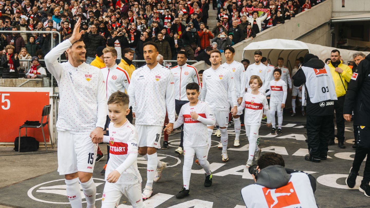 Einlaufkinder, VfB Stuttgart, 2024, Porsche AG