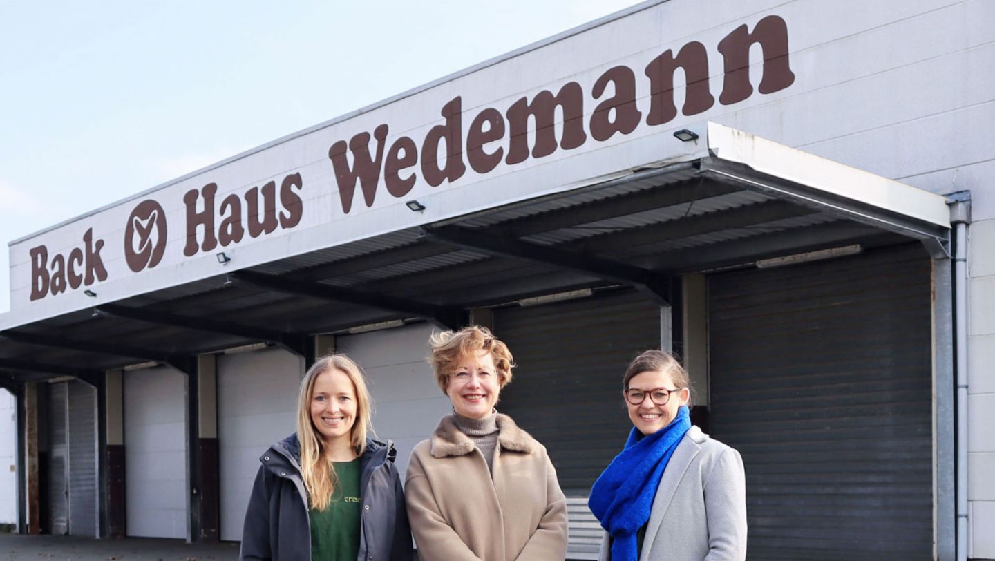 Dr. Anne Lamp (CEO von Traceless), Franziska Wedemann (Inhaberin der Großbäckerei Wedemann), Johanna Baare (COO von Traceless, l-r), 2024, Porsche Consulting GmbH