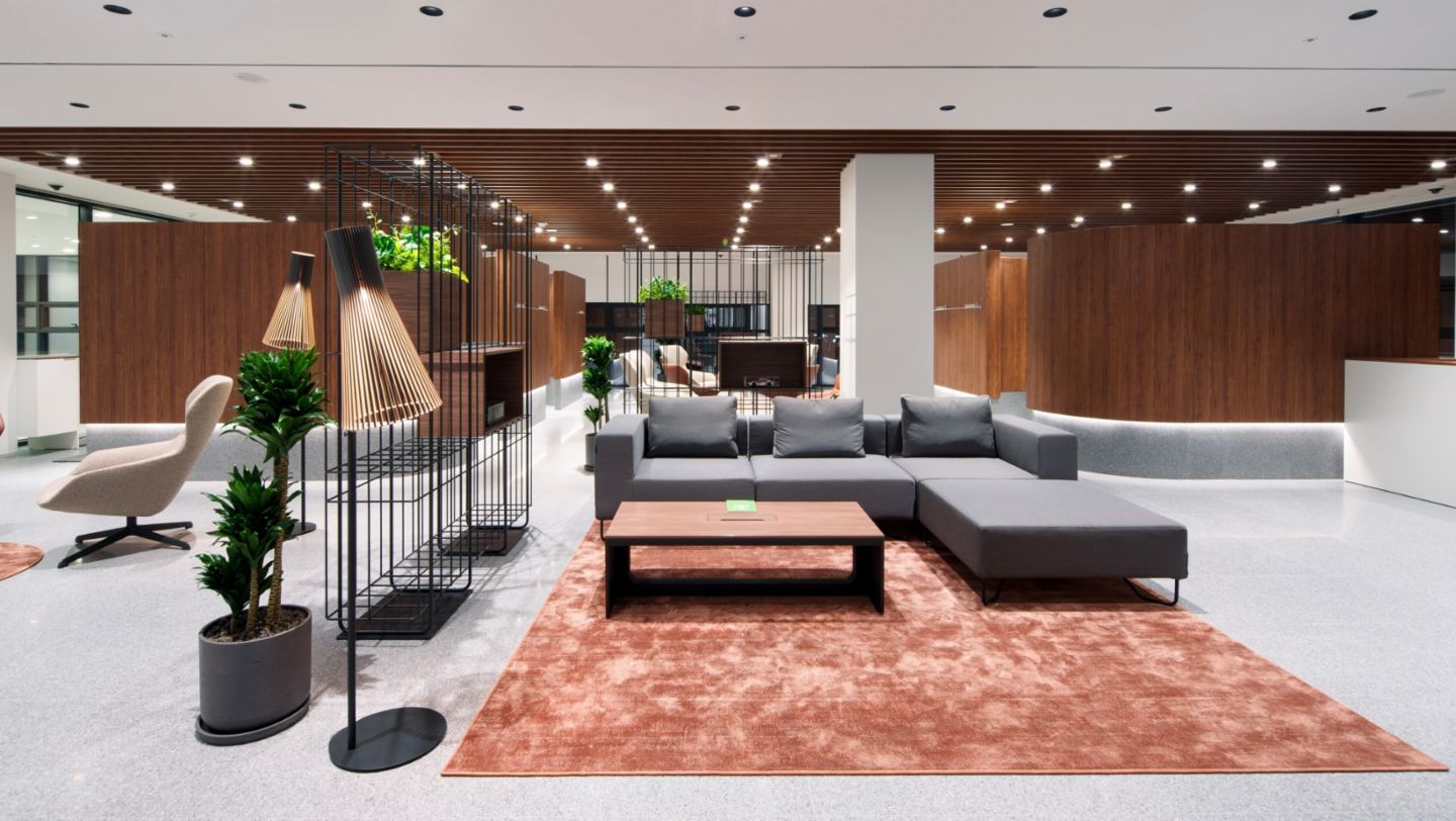 Customer lounge, Porsche Service Centre Seongsu, Korea, 2025, Porsche AG