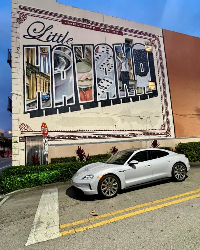 Taycan 4S, Road trip Toronto to Miami, Miami, Florida, USA, 2025, Porsche AG