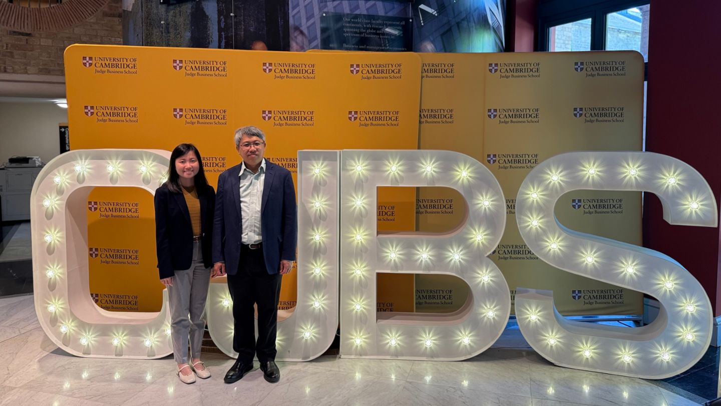 Tai Kee, Dr. Adrian Yeo, l-r, Atera Water, Ignite-Programm der Judge Business School der Universität Cambridge in England, 2025, Porsche AG