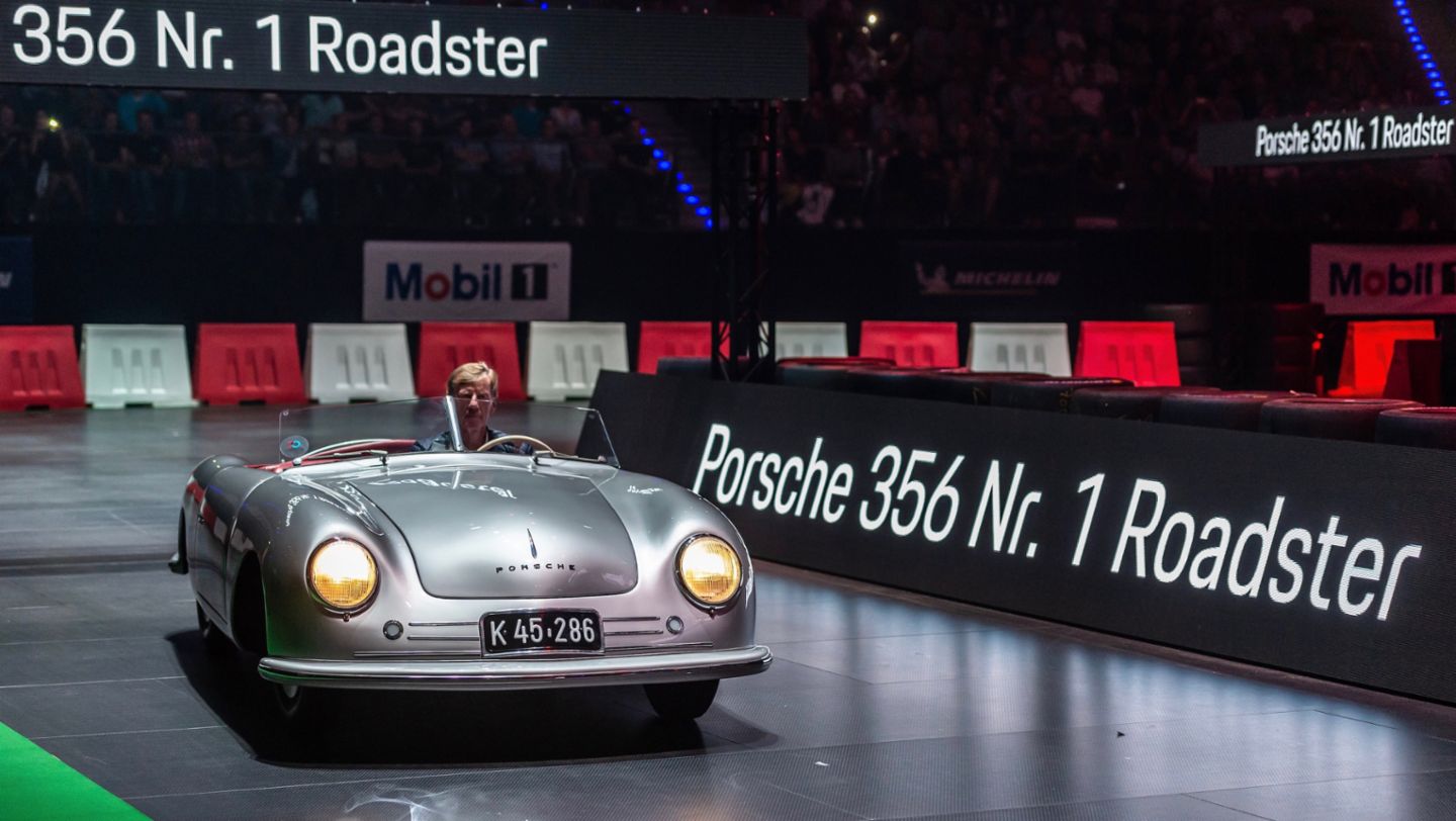 Вальтер Рерль, Porsche 356 №1 Roadster, восьмая ночь звуков Porsche Sound Nacht, Porsche Arena, 2018, Porsche AG