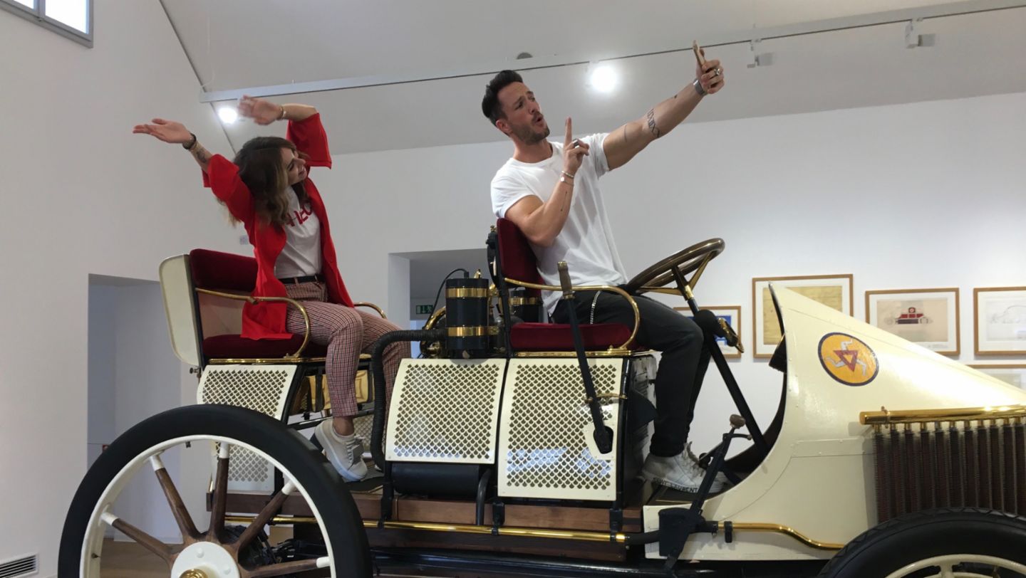 Masha Sedgwick, Modebloggerin, Daniel Fuchs aka Magic Fox, Influencer, l-r, Geburtshaus Ferdinand Porsche, 2018, Porsche AG